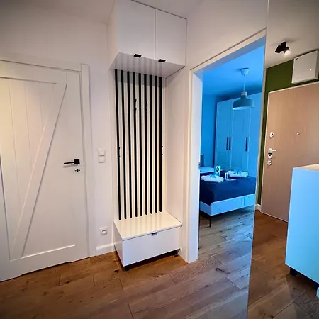 White Glove Deluxe Kapitanska Daire