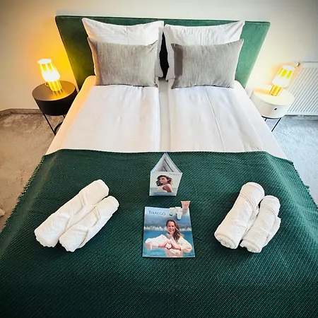 White Glove Deluxe Kapitanska Gdynia